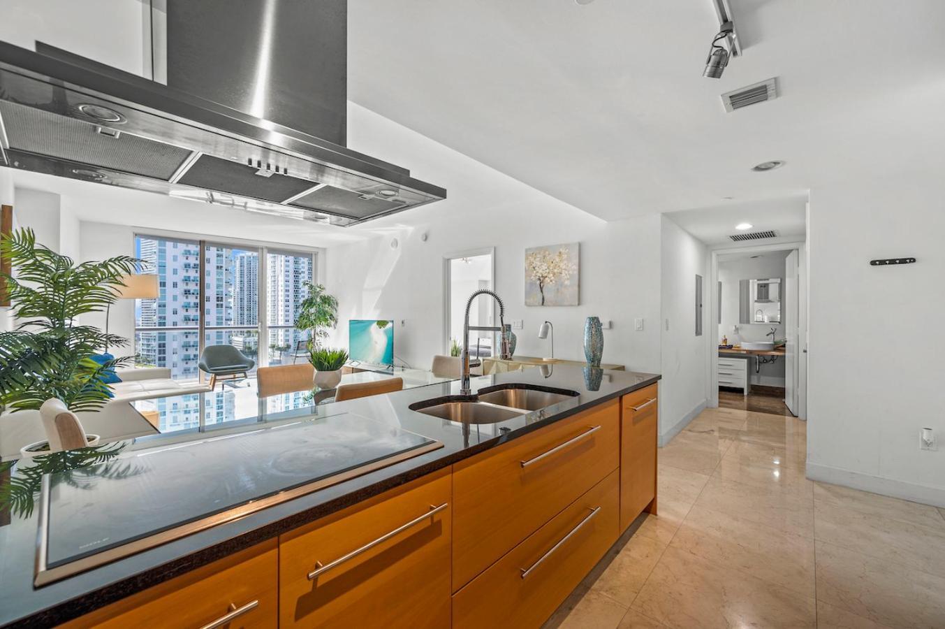 *W Icon Brickell- Luxury 2Br Highrise Corner Condo** Miami Esterno foto