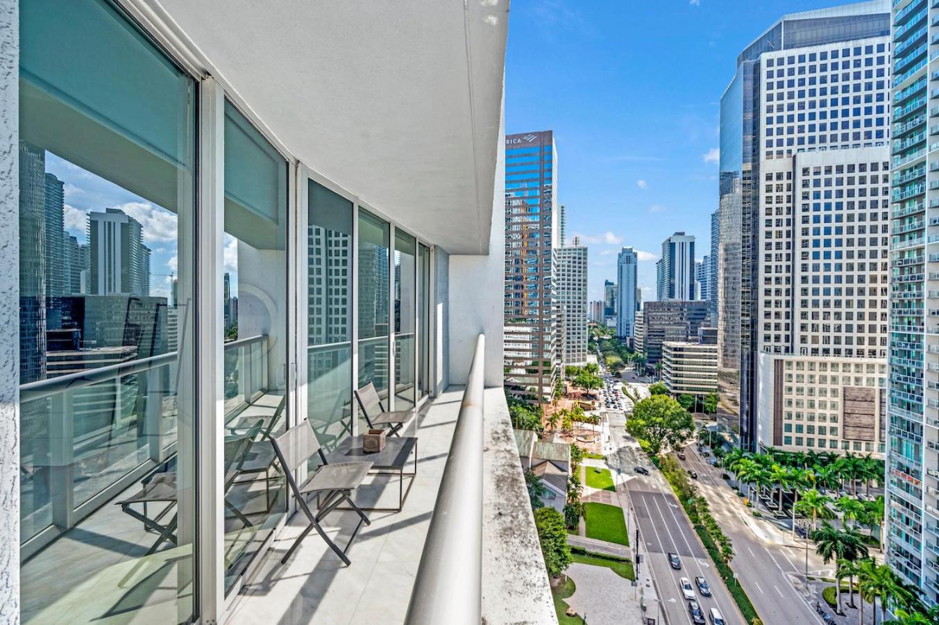 *W Icon Brickell- Luxury 2Br Highrise Corner Condo** Miami Esterno foto