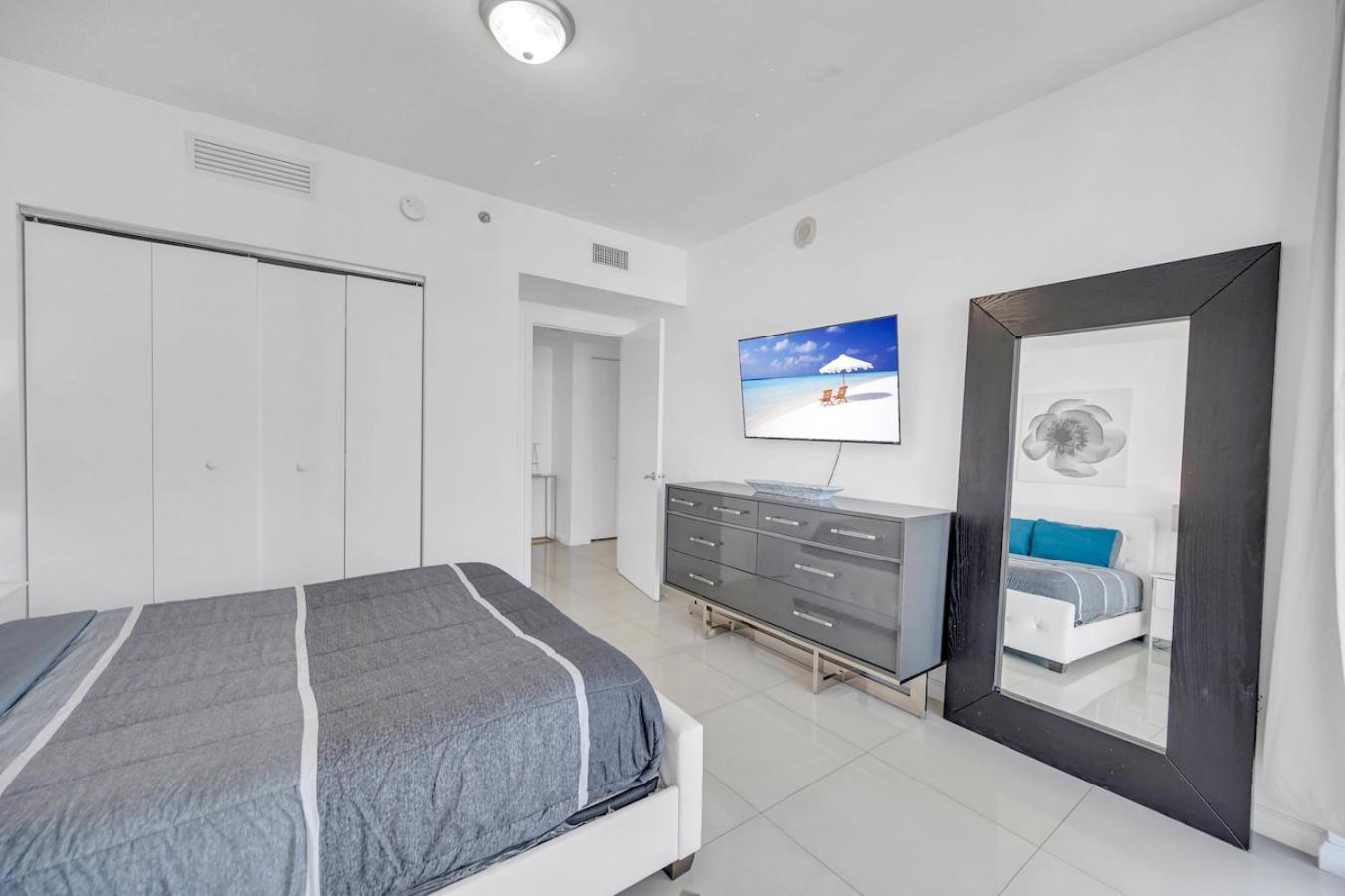*W Icon Brickell- Luxury 2Br Highrise Corner Condo** Miami Esterno foto