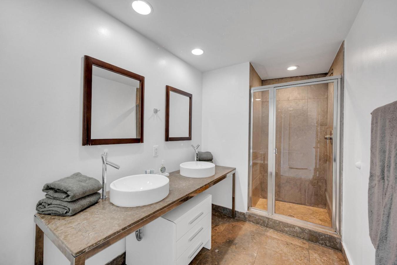 *W Icon Brickell- Luxury 2Br Highrise Corner Condo** Miami Esterno foto