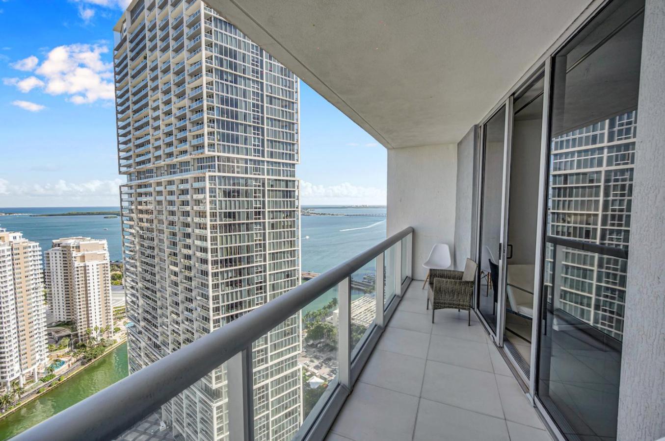 *W Icon Brickell- Luxury 2Br Highrise Corner Condo** Miami Esterno foto