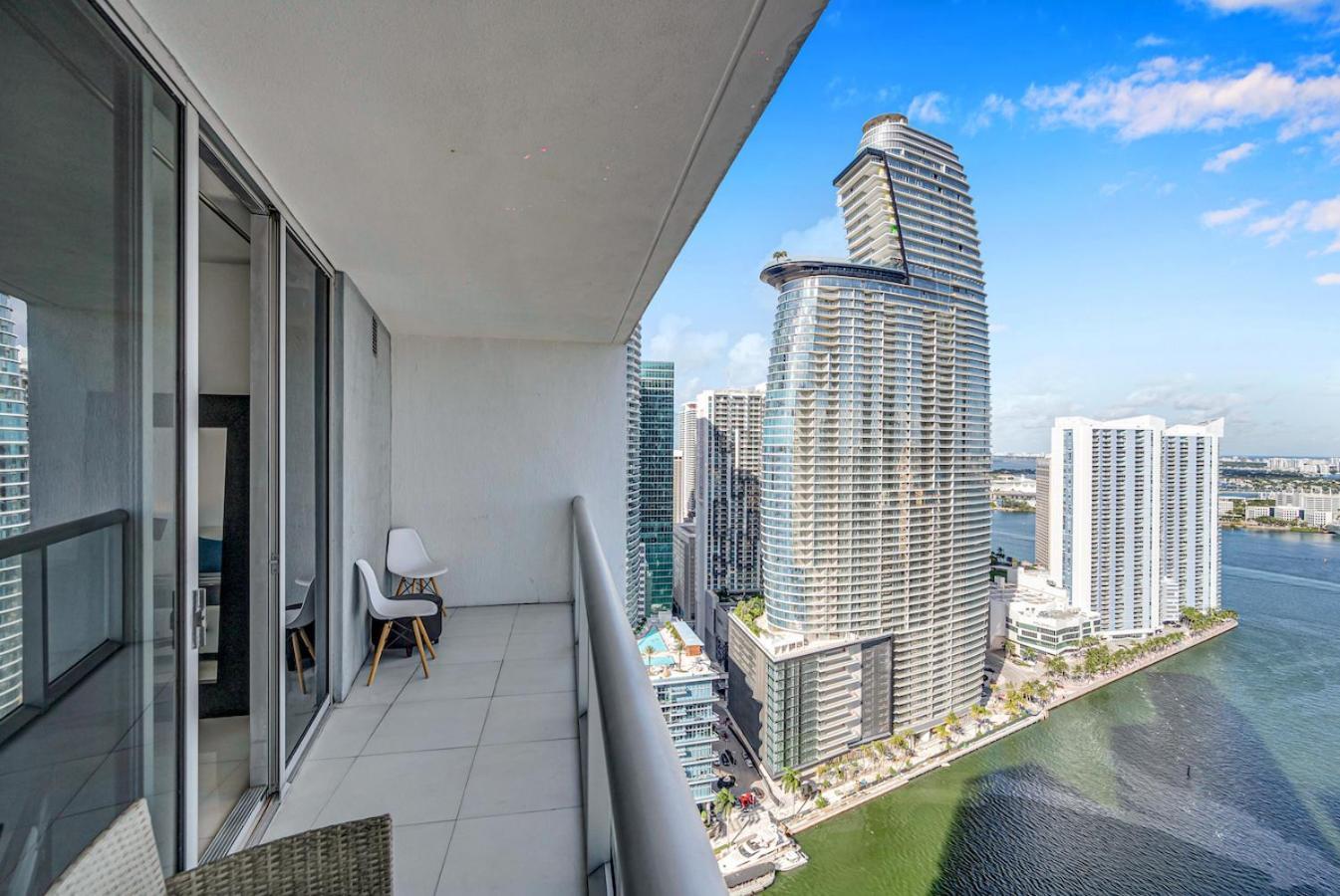 *W Icon Brickell- Luxury 2Br Highrise Corner Condo** Miami Esterno foto
